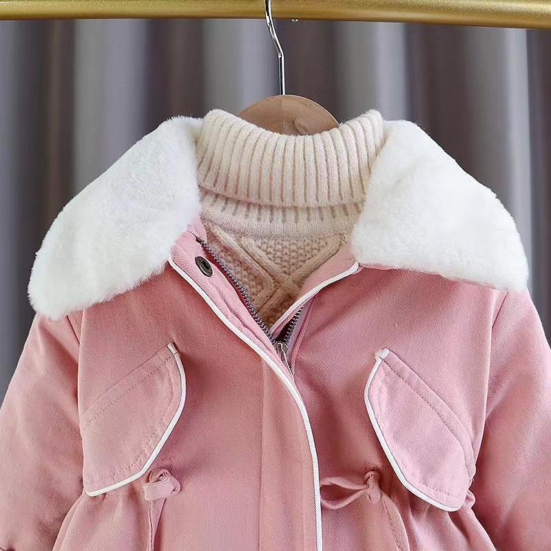 Winterkleidung für Mädchen: Wattierter Mantel/Jacke aus Baumwolle