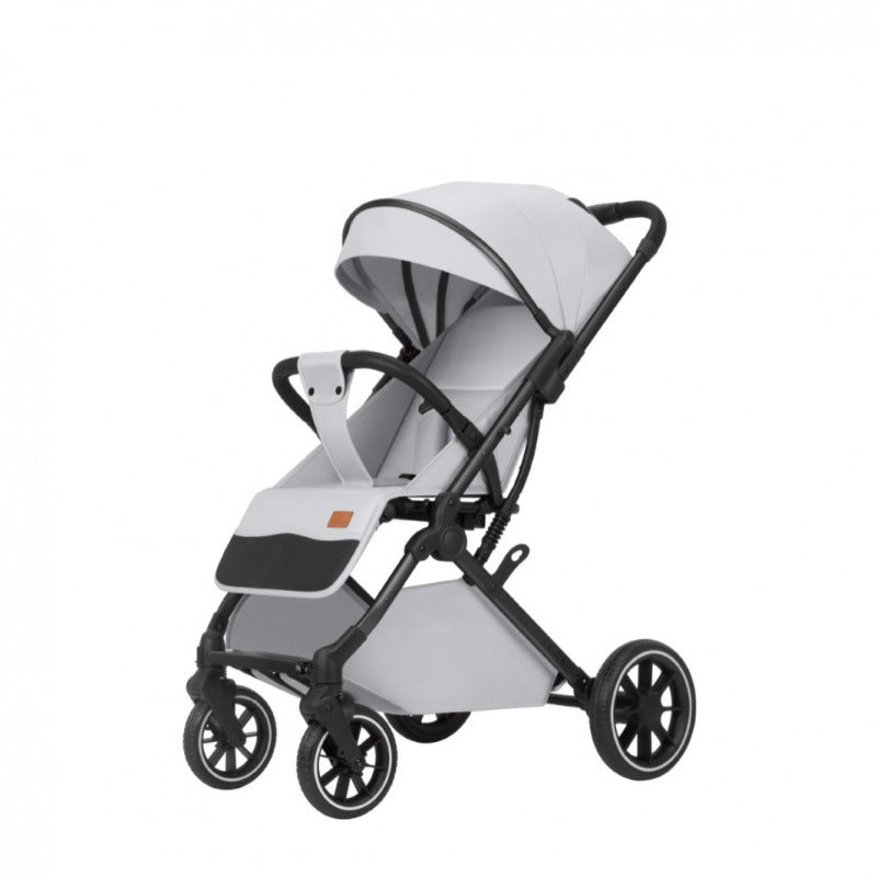 Faltbarer Kinderwagen mit Liegefunktion