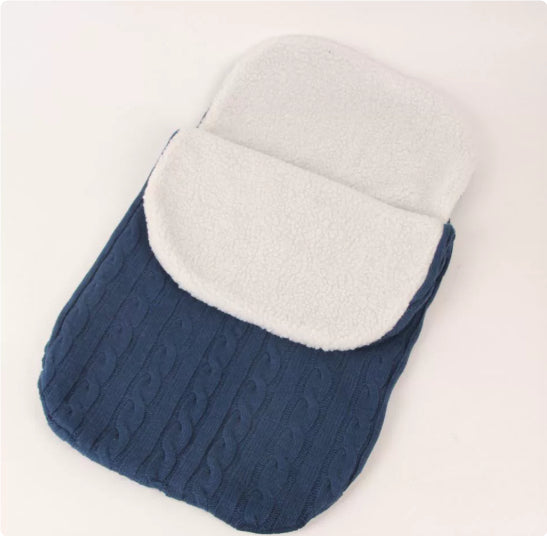 Fußsack für Kinderwagen im Umschlag-Design