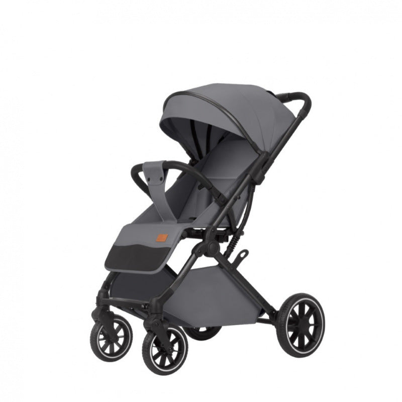 Faltbarer Kinderwagen mit Liegefunktion