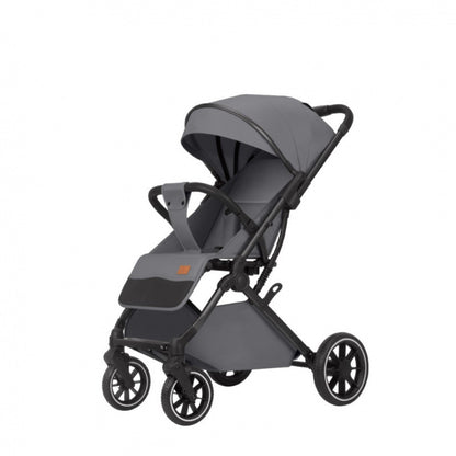 Faltbarer Kinderwagen mit Liegefunktion